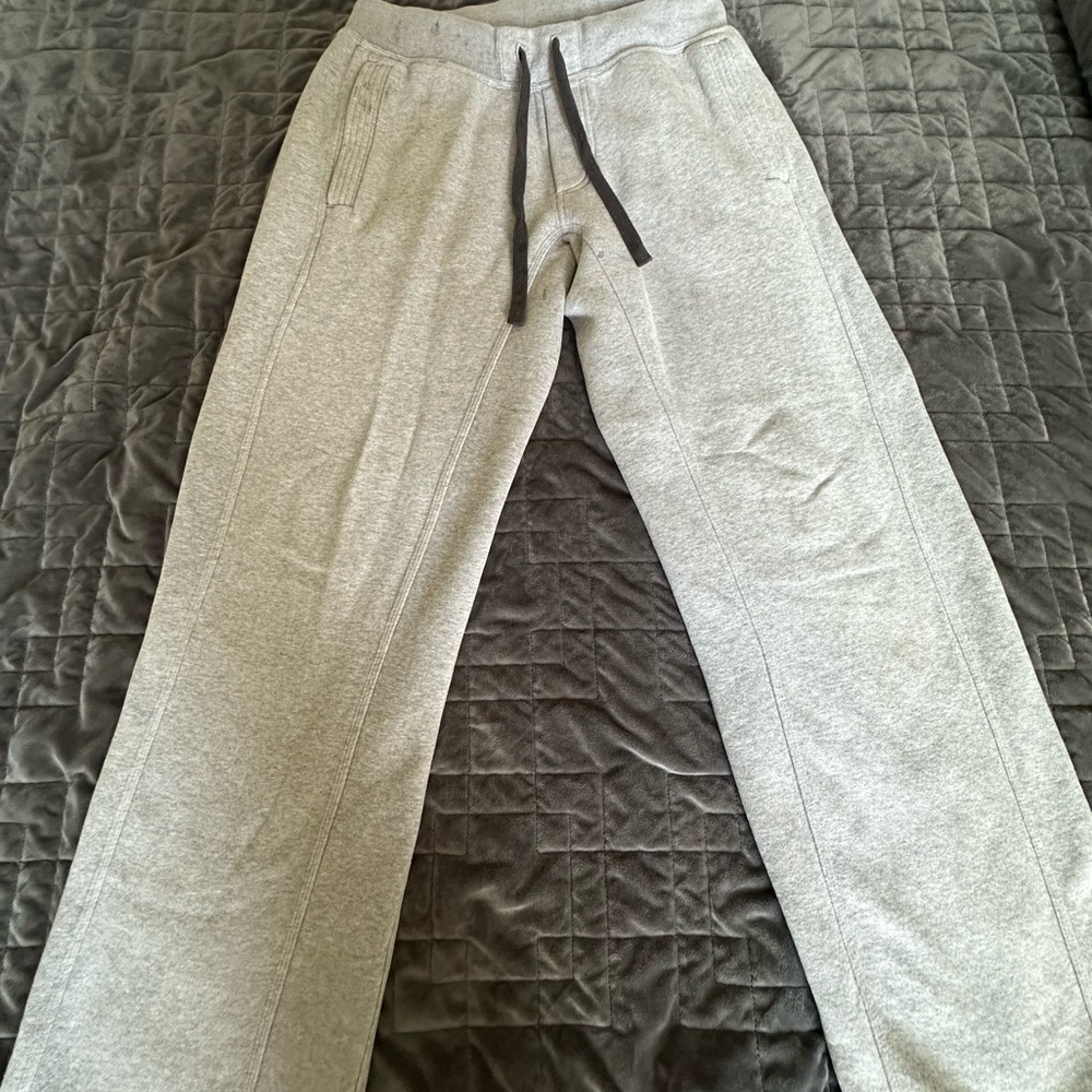 Lululemon sweatpants L-XL